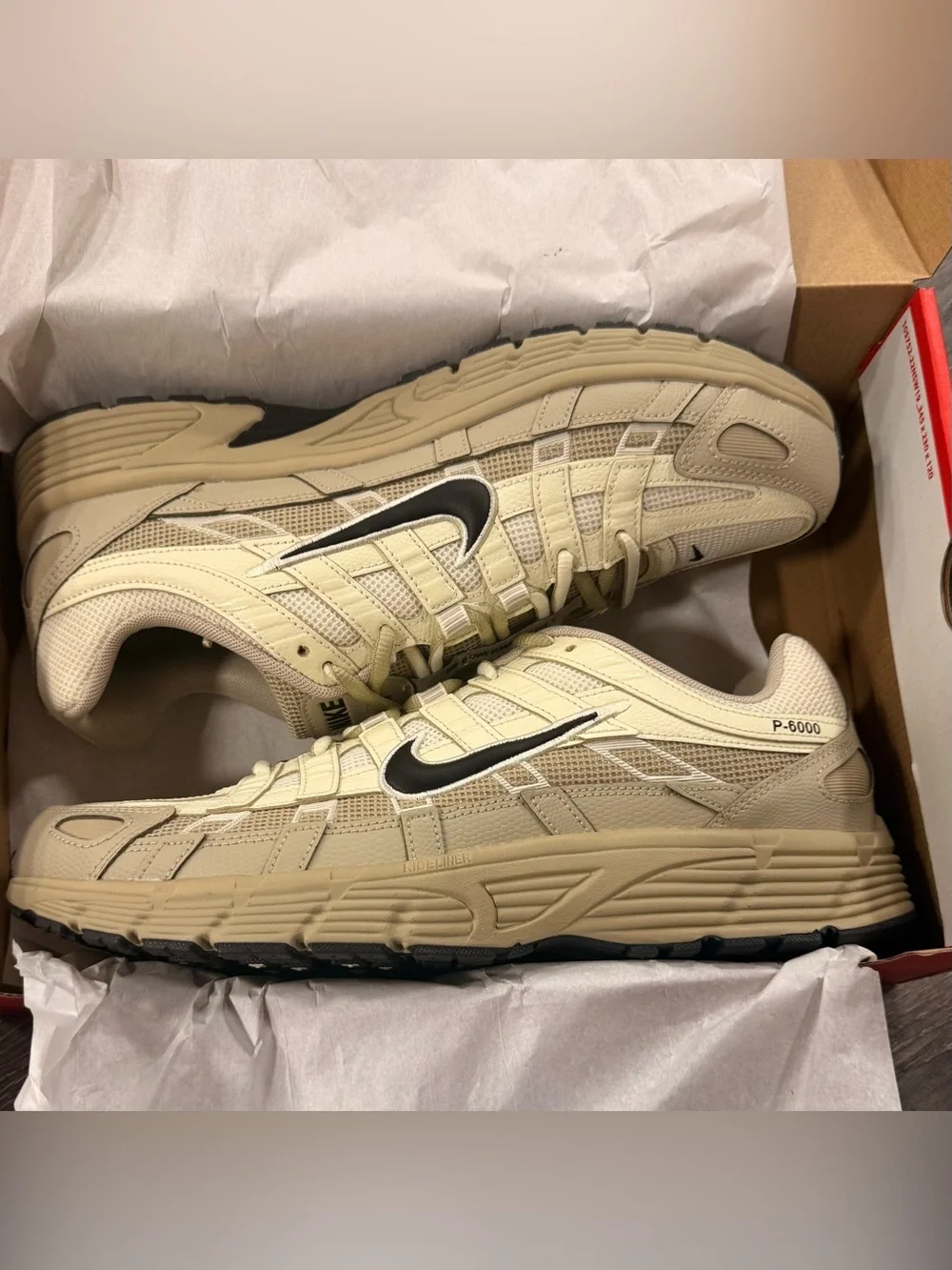 Nike P-6000 Premium Coconut Milk/ Black M 12 W 13.5